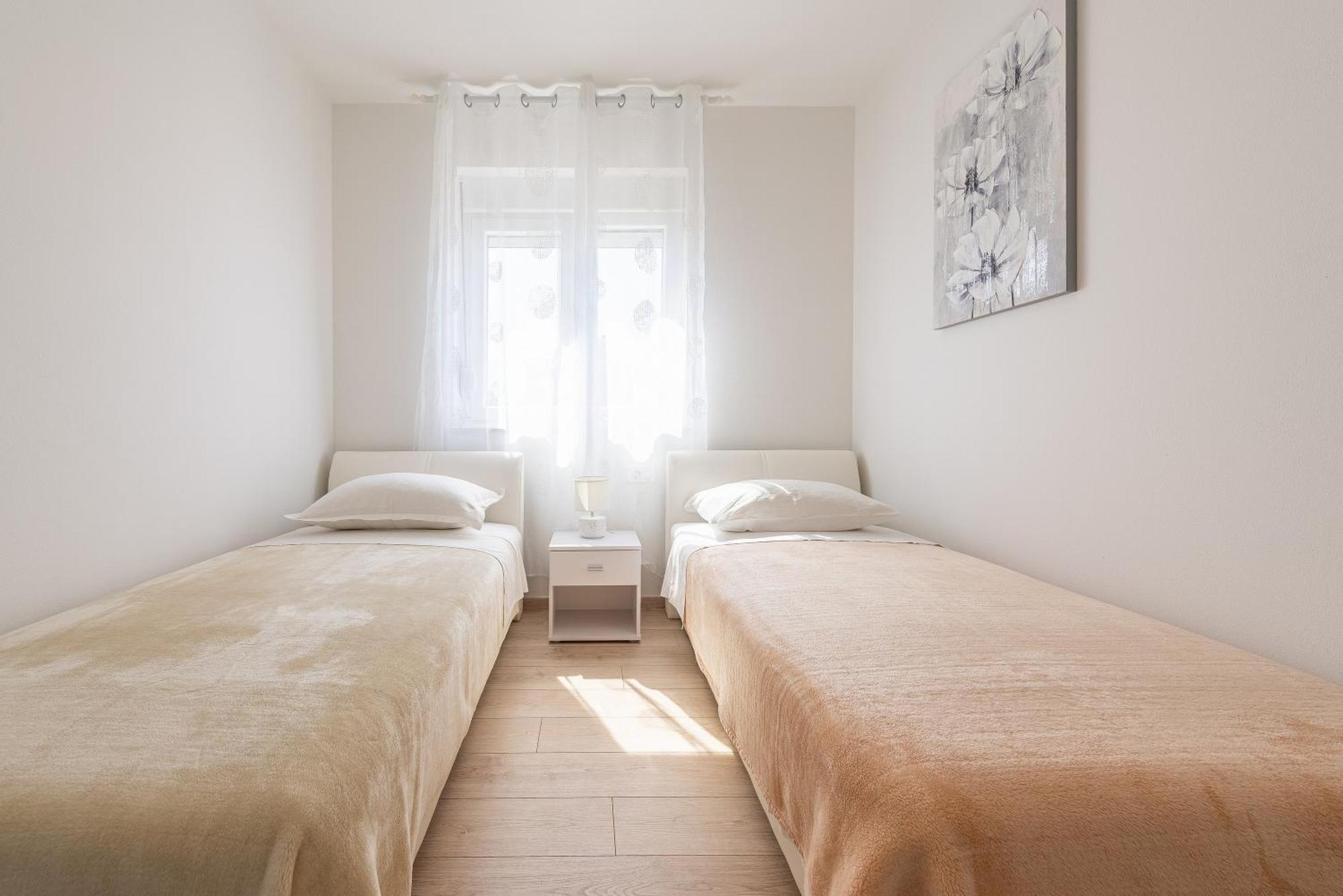 Appartement Odesa With Shared Pool Zadar