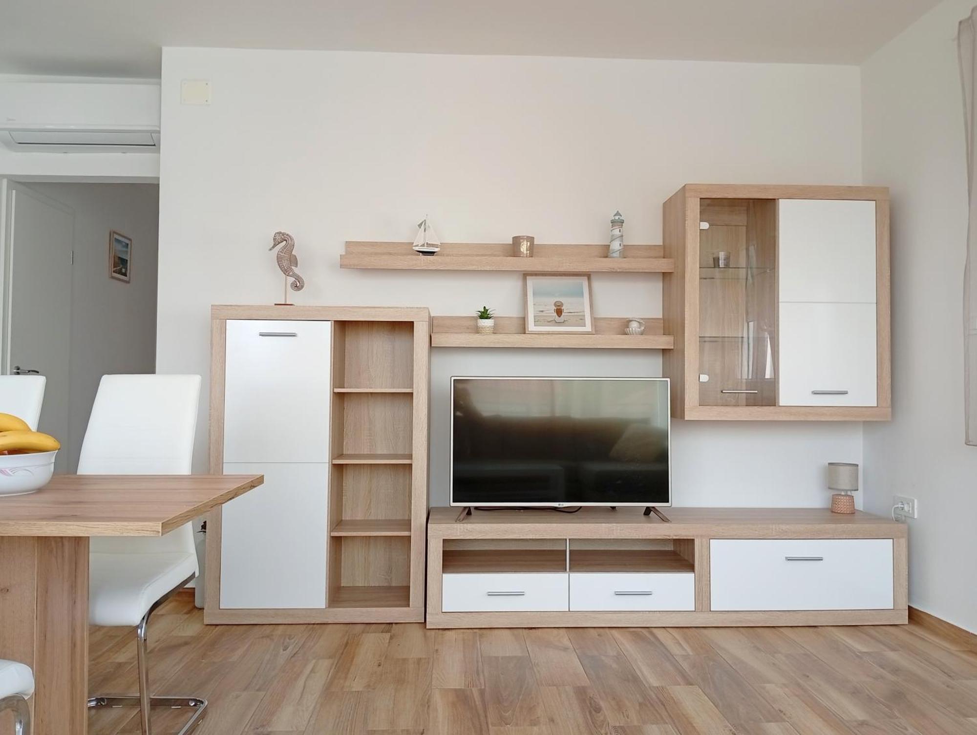 Odesa With Shared Pool Appartement Zadar