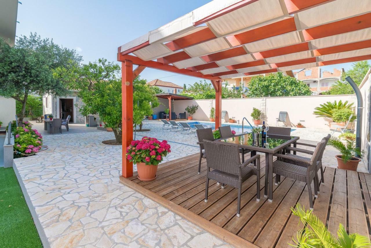 Appartement Odesa With Shared Pool Zadar